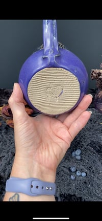 Image 5 of 17 oz Posion Berry Mug in Purple/Black/White