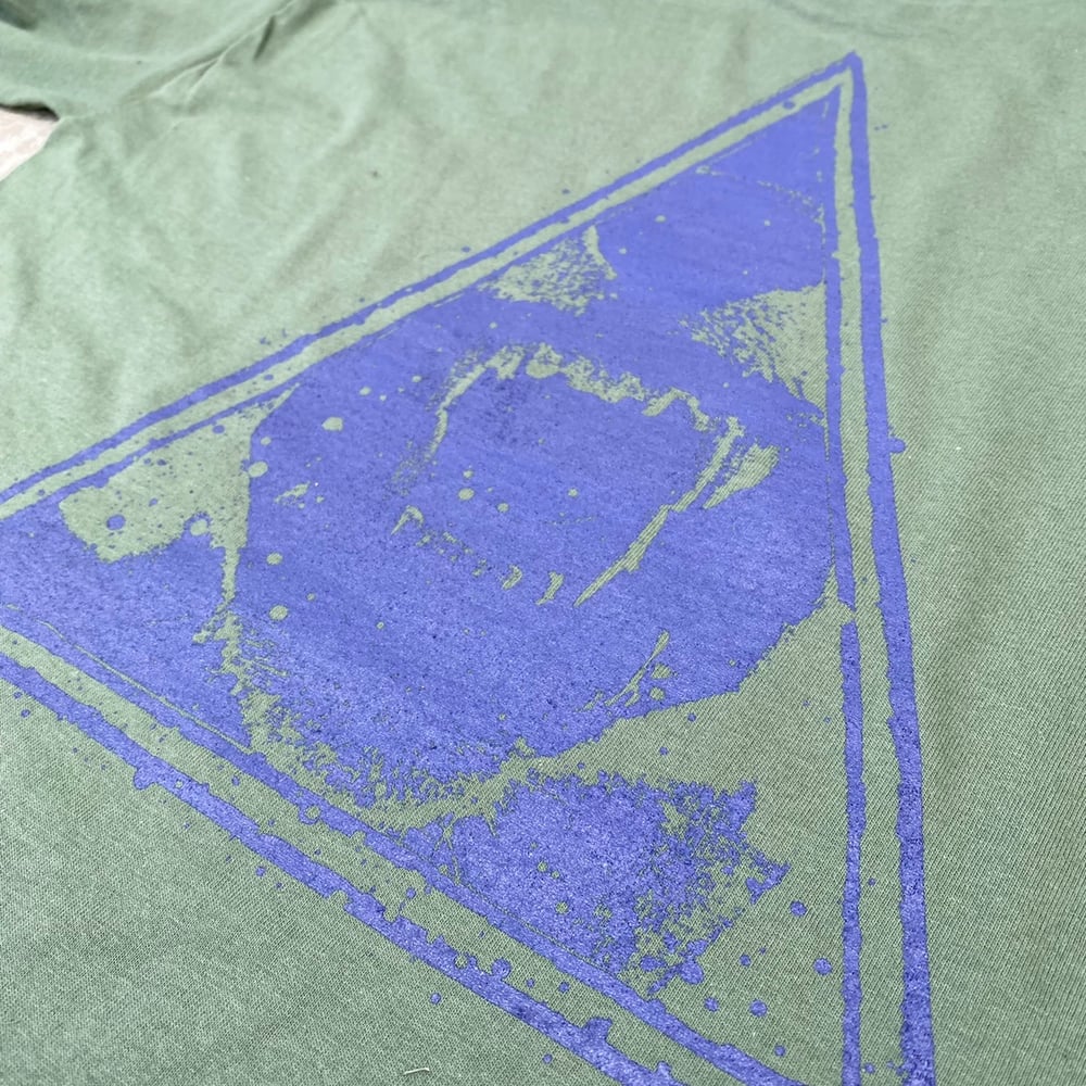 Image of triangle long sleeve - green/purple