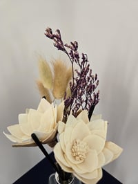 Image 2 of Rustic Water Lily Floral Reed Diffuser