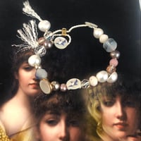 Image 3 of Vintage button, freshwater pearl and crystal bracelet 
