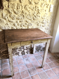 Image 4 of Petite table de ferme ancienne. 