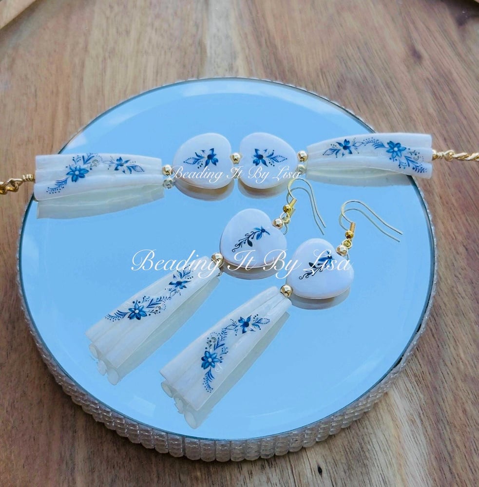 Image of Dentalium Choker and Earring Set - Blue with Floral Design