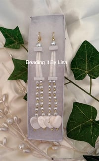 Dentalium Earrings with 1 Row White with Gold Accent Beads and Hearts