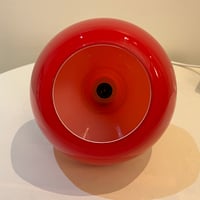 Image 4 of Suspension vintage Space Age en verre opaline rouge – Années 1960 / 1970