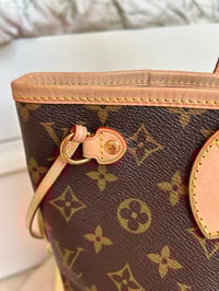 Image 4 of Louis Vuitton Monogram Neverfull PM Shoulder Bag