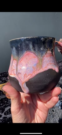 Image 4 of 17 oz Poison Berry Mug in Pink/Orange/Black