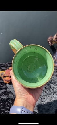 Image 4 of Green Swirl Mug 18 oz