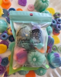 Image 11 of Pumpkin Bakery & Brew - A Rockytop Wax Works exclusive custom houseblend fragrance 