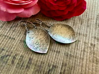 Image 6 of Plain Silver Petals earrings / n1