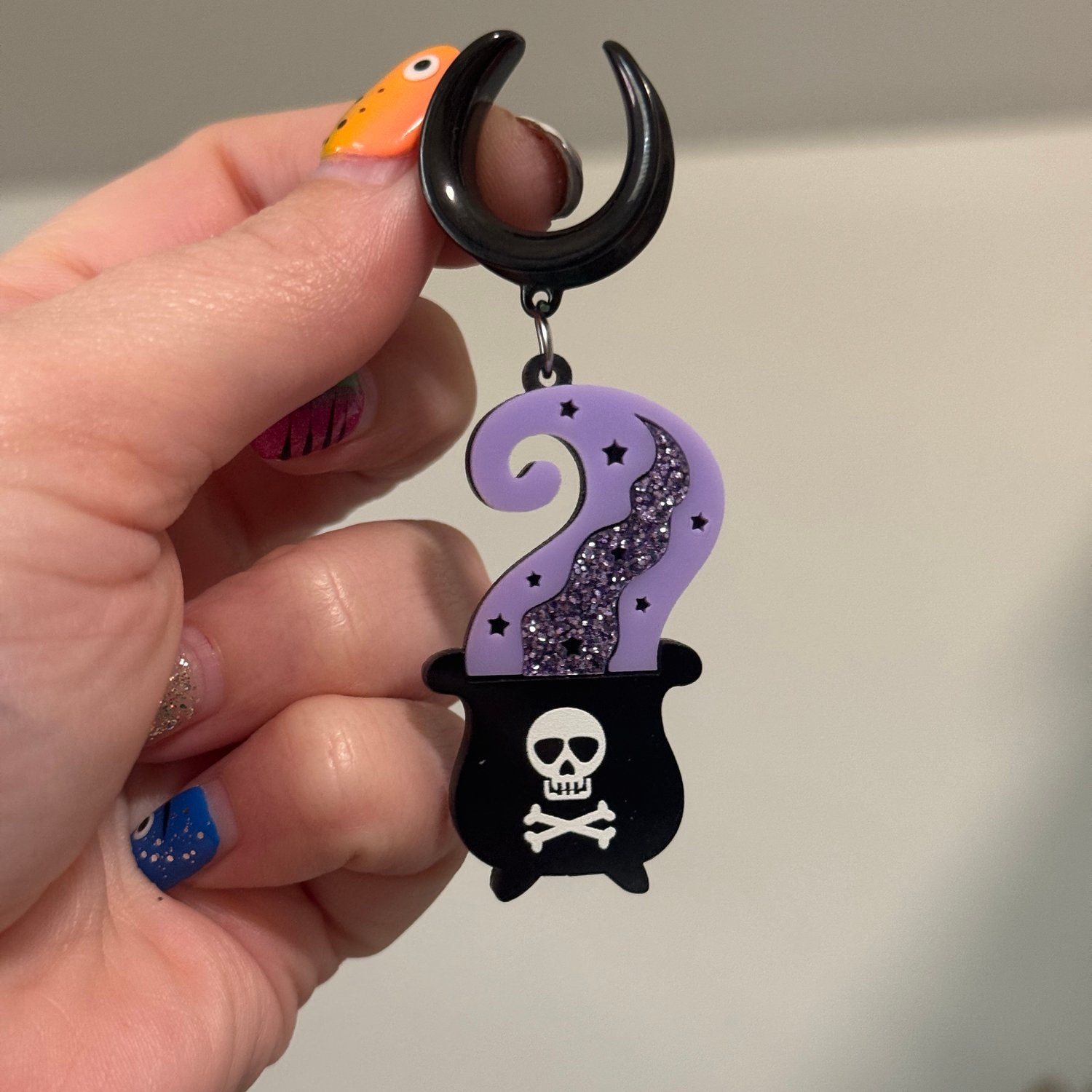 Image of Cauldron Dangles (sizes 2g-1 1/4)