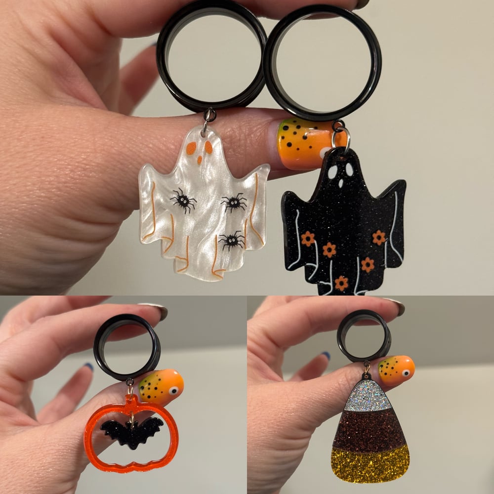 Image of Cute Halloween Dangles (sizes 4g-2")