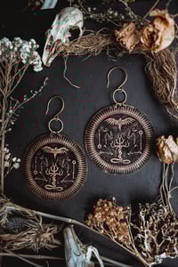Image 2 of The ritual hangers