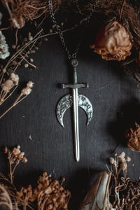 Image 4 of sword through the moon