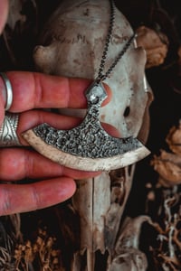 Image 3 of Axe 