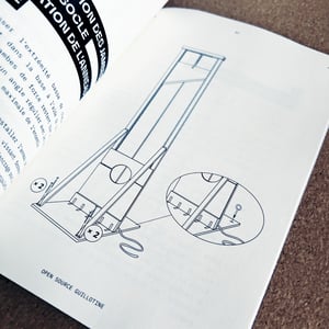 Image of 🆕Open Source Guillotine version holographique + maquette guillotine