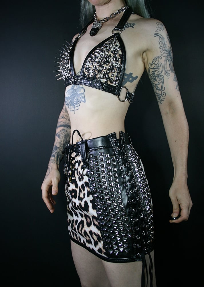 Image of LEOPARD AND LEATHER STUDDED SKIRT