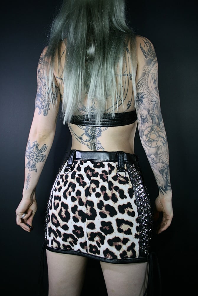 Image of LEOPARD AND LEATHER STUDDED SKIRT
