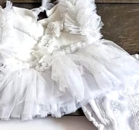 Image 2 of Sitter set for photo shoots | Selena | size 9-12 months | white