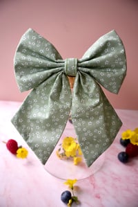 Image 2 of Garden Whispers - Sailor Bow
