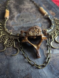 Image 5 of VERTEBRAE bone necklace (III)