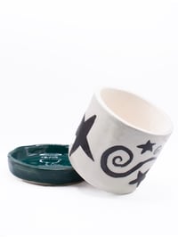 Image 2 of Flower Pot (Planter) Mysterious Guy