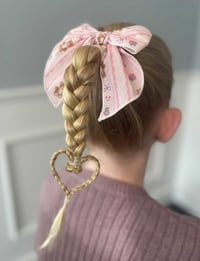 Image 2 of Pink Bear Longtail Fable bow