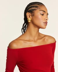 Image 1 of Top cuello barca canalé rojo