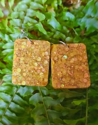 Image 2 of Rectangle - Medium