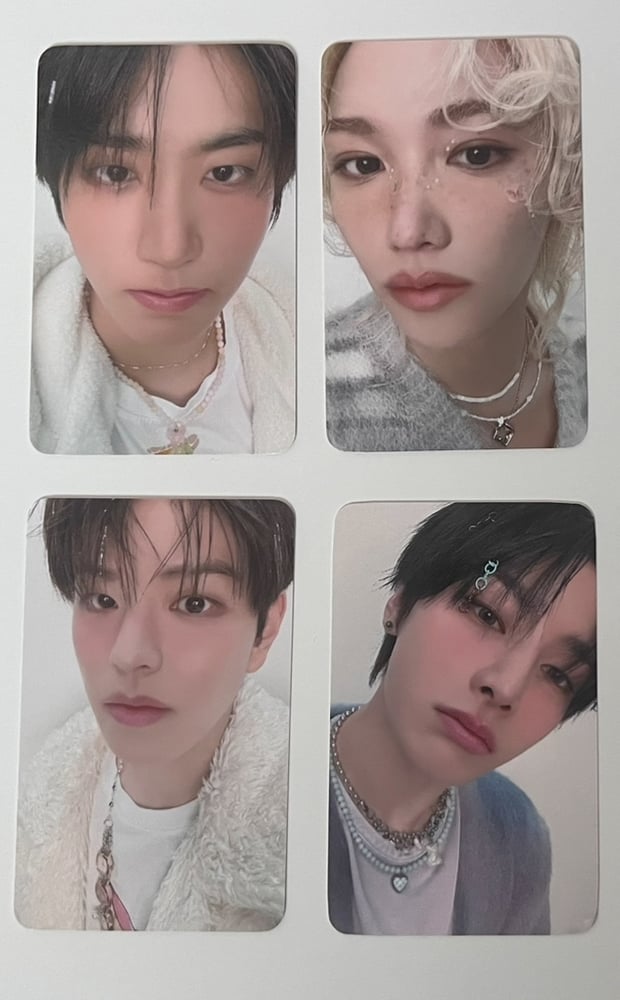 Image of Stray Kids 5’CLOCK Fanmeeting JYP Shop POB Photocard