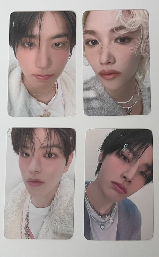 Image of Stray Kids 5’CLOCK Fanmeeting JYP Shop POB Photocard