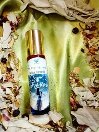 Image 1 of Snow Maiden - winter Moon Perfume - Cashmere Vanilla perfume
