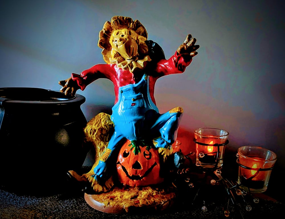 Image of Scarecrow on Pumpkin Luminary Light