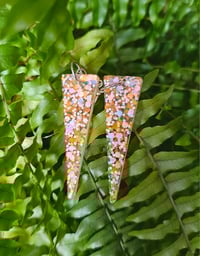 Image 5 of Triangular