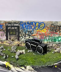 Image 5 of Play it Loud 