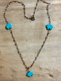Image 3 of Turquoise Howlite Zuni Bear Necklace Handmade Agate Chain Necklace Silver Filled Wire Artisan Made 