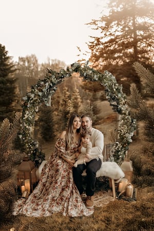 Image of Outdoor Tree Farm Wreath and Wonder Sessions ~ $650 