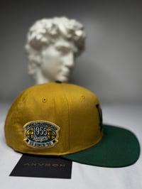 Image 2 of Los Angeles Snapback Hat (Yellow/Green)