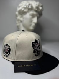 Image 1 of Detroit Tigers Snapback Hat (White/Black)