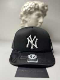 Image 2 of New York Trucker Hat (Black)