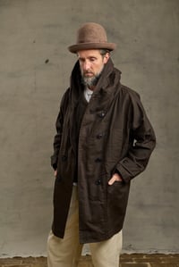 Image 25 of FISHERMAN COAT in Heavy weight Wax Cotton - Dark Chocolate 