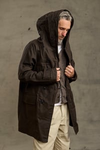 Image 7 of FISHERMAN COAT in Heavy weight Wax Cotton - Dark Chocolate 