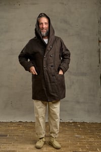 Image 4 of FISHERMAN COAT in Heavy weight Wax Cotton - Dark Chocolate 
