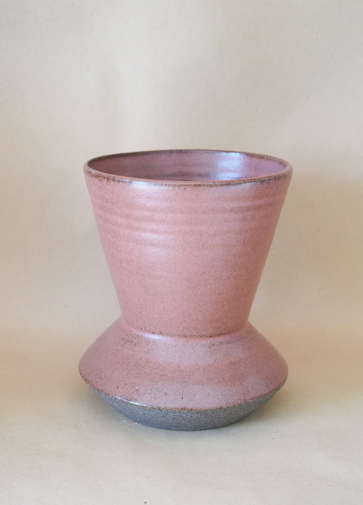 Image of Tumu vase - Karamea