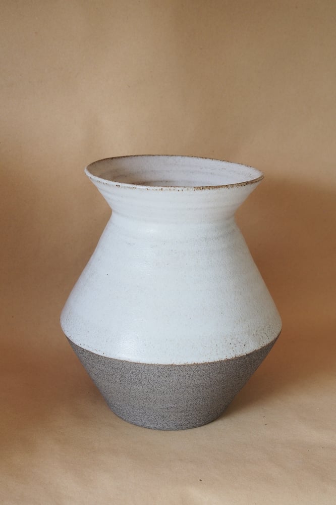 Image of Tēina vase - Muka
