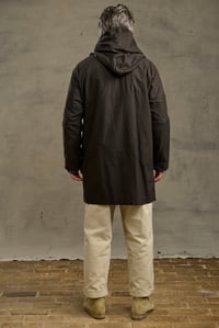 Image 18 of FISHERMAN COAT in Light weight Wax Cotton - Bitter Brown 