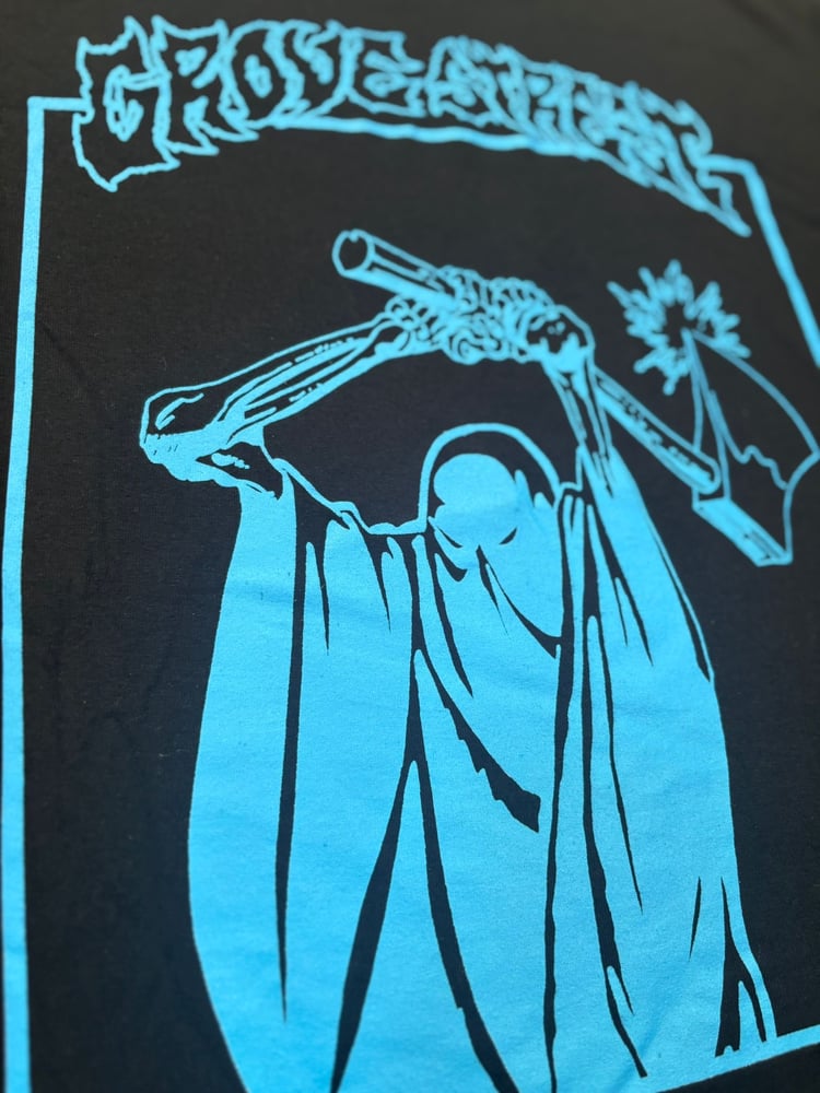 Image of BLUE AXEMAN