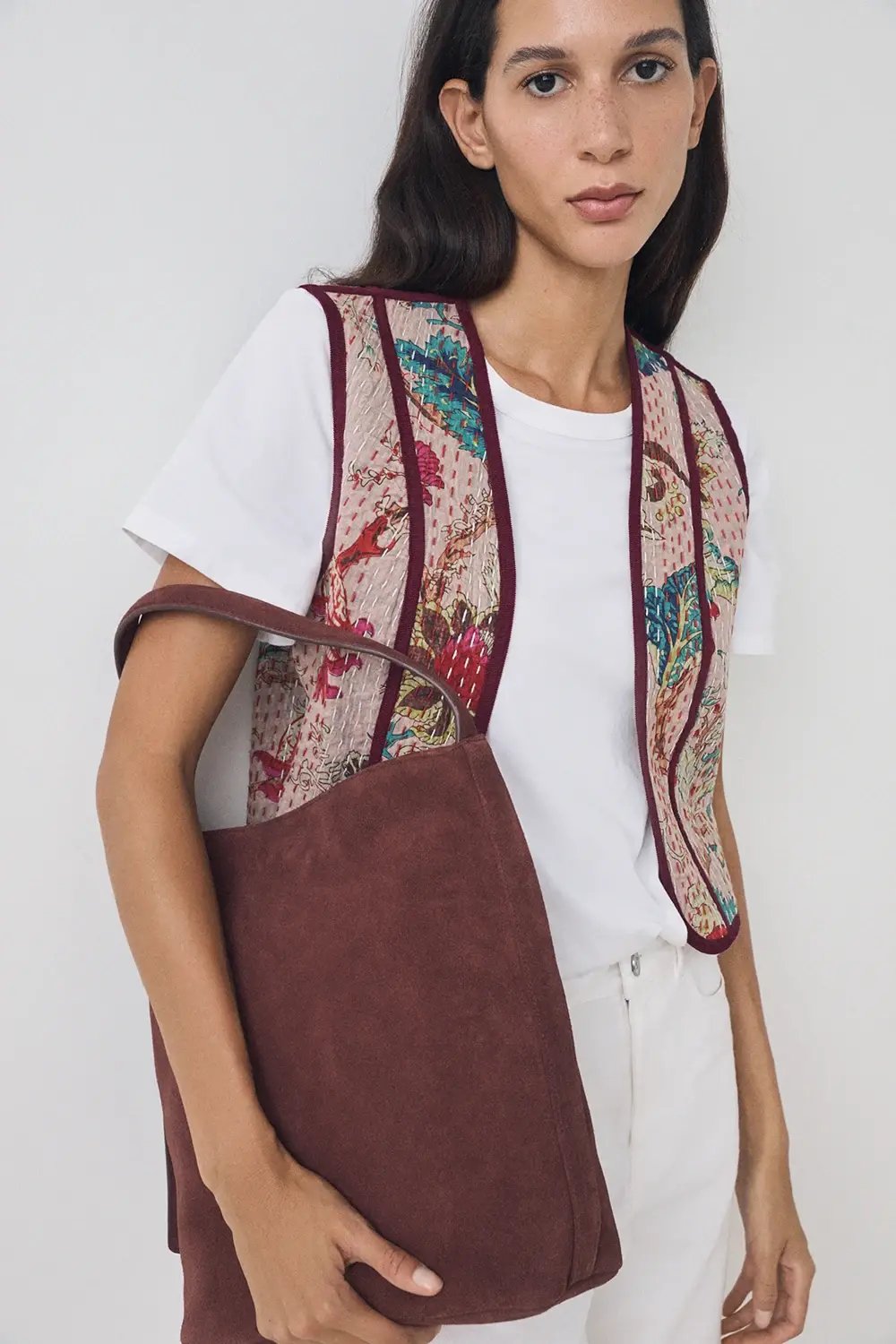 Image of 1-Chaleco Akita