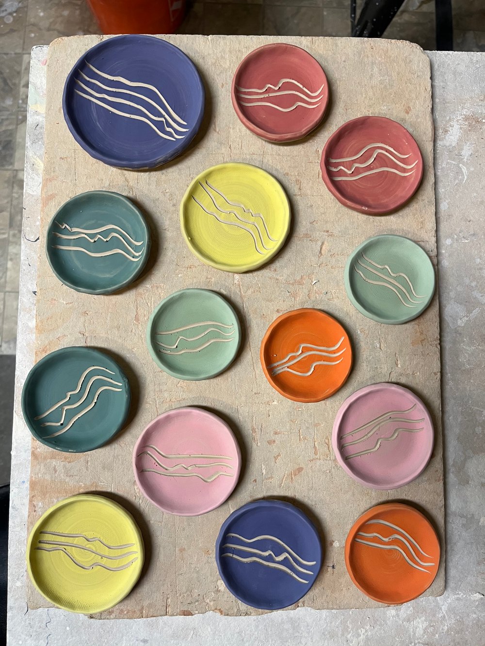 Image of Wet Wednesday: 10/15 Pinch Pot Wonders