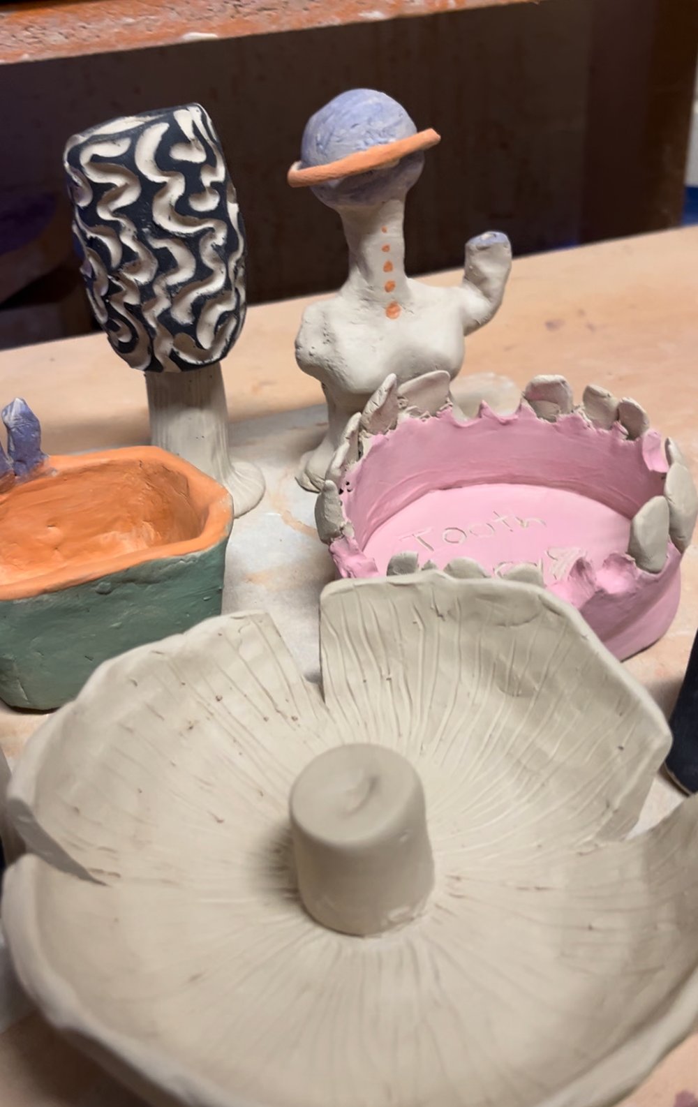 Image of Wet Wednesday: 10/15 Pinch Pot Wonders