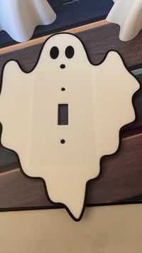 Image 3 of 👻 3D-Printed Ghost Light Switch Cover – Spooky & Fun Wall Decor! 👻